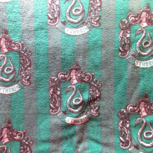 Handmade Harry Potter Slytherin Fleece Blanket 79" x 58" Great Gift Warm Long - Picture 3 of 3